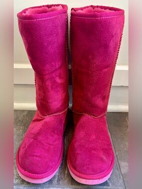 Ugg Australia Hot Pink Classic Short Uggs Boots Size 6